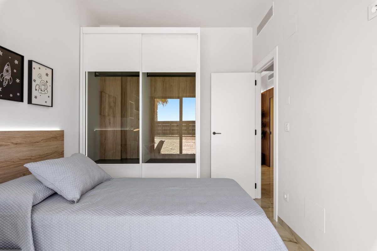Villa con Piscina Privada en Algorfa, Alicante — Foto 23