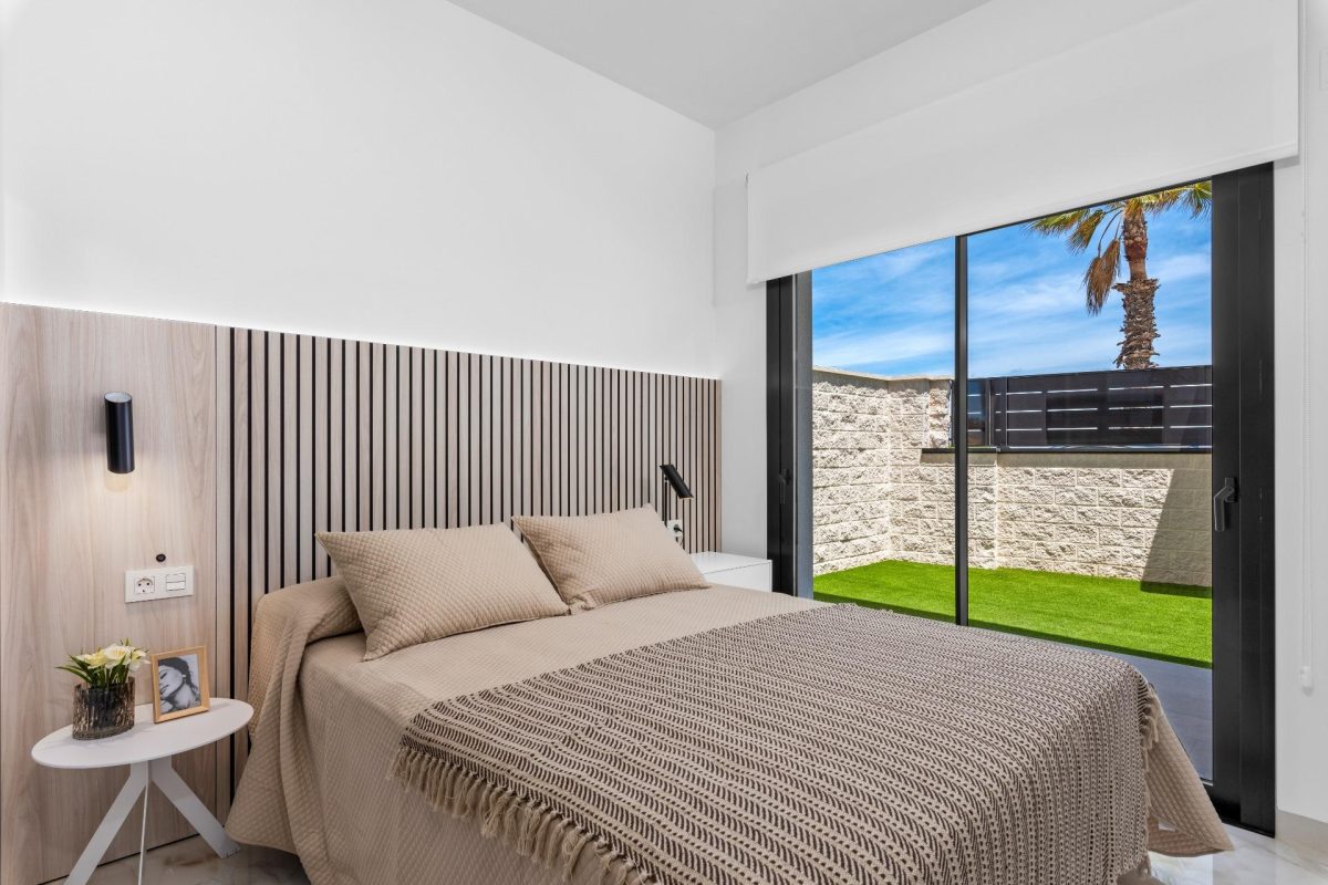 Villa con Piscina Privada en Algorfa, Alicante — Foto 20