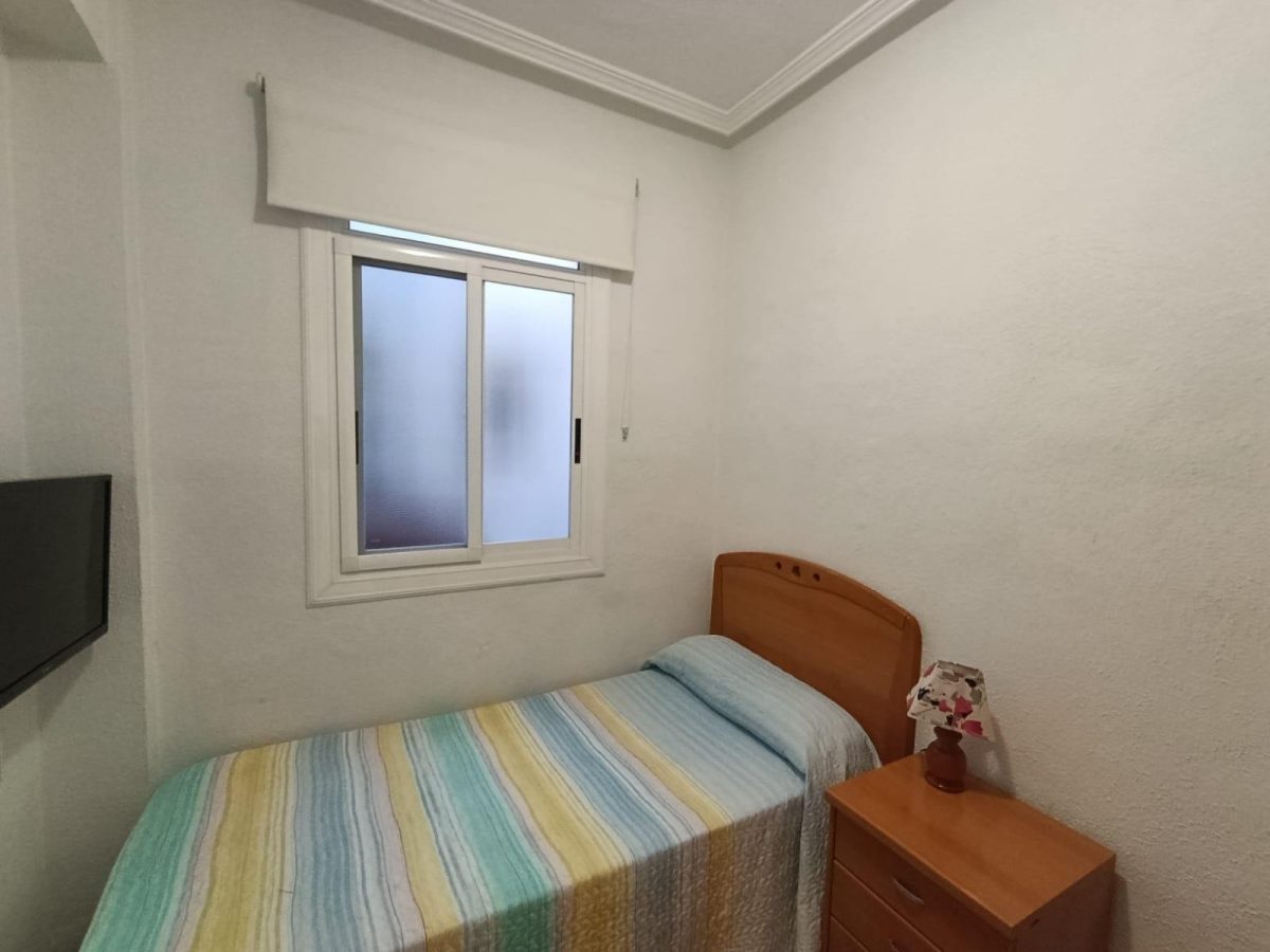 Vivienda cerca del Hospital General Alicante — Foto 20