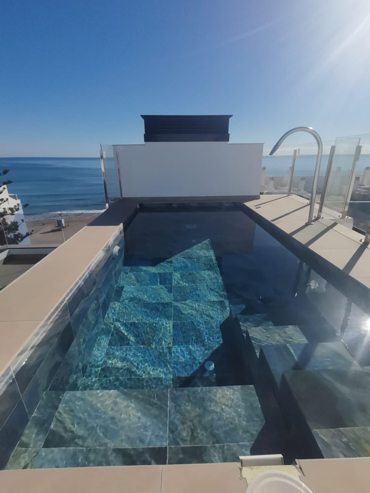 Ático de lujo en Torrevieja a 100 metros de la playa — Foto 4