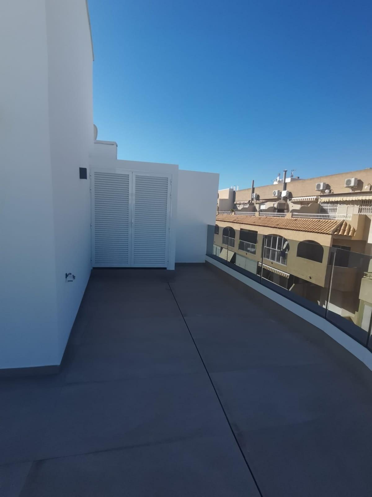 Ático de lujo en Torrevieja a 100 metros de la playa — Foto 21