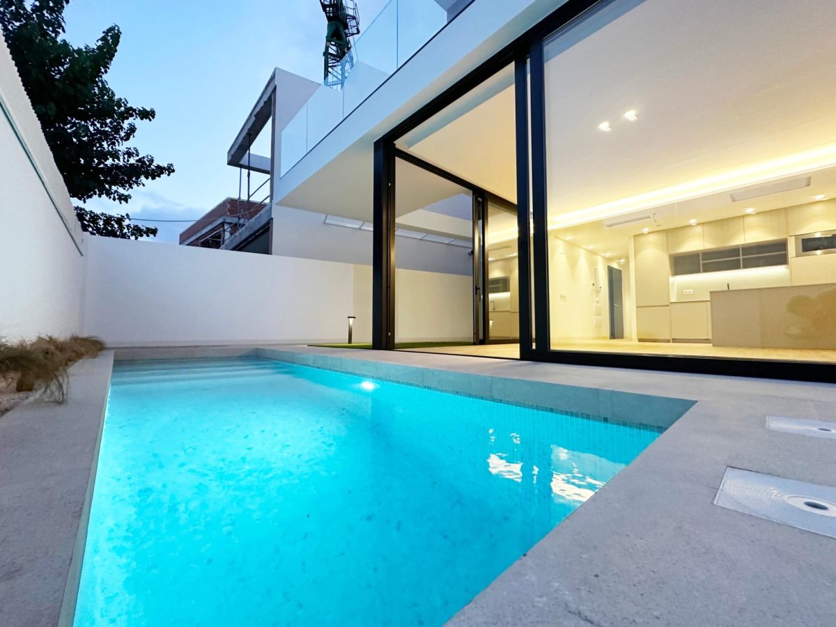 Moderna Villa en Torre de la Horadada, Alicante — Foto 1