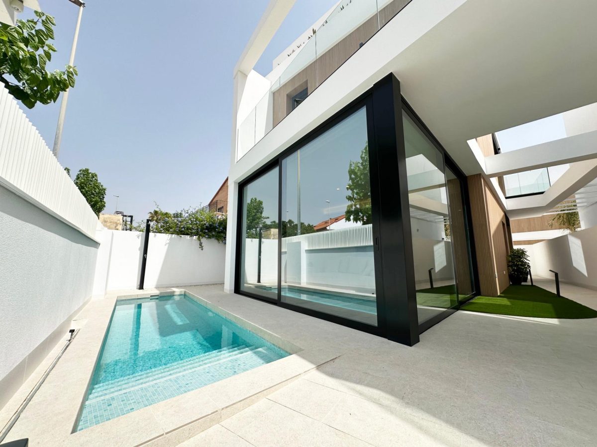 Moderna Villa en Torre de la Horadada, Alicante — Foto 29