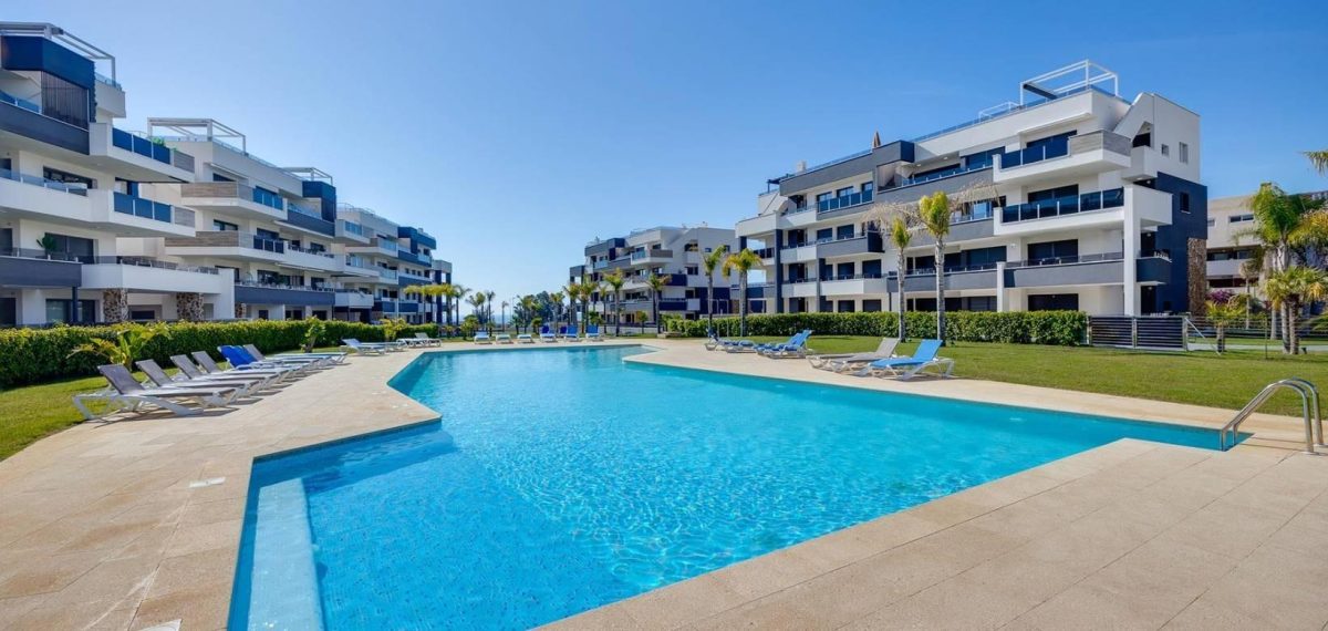 Moderno Apartamento Amueblado en Playa Flamenca — Foto 2