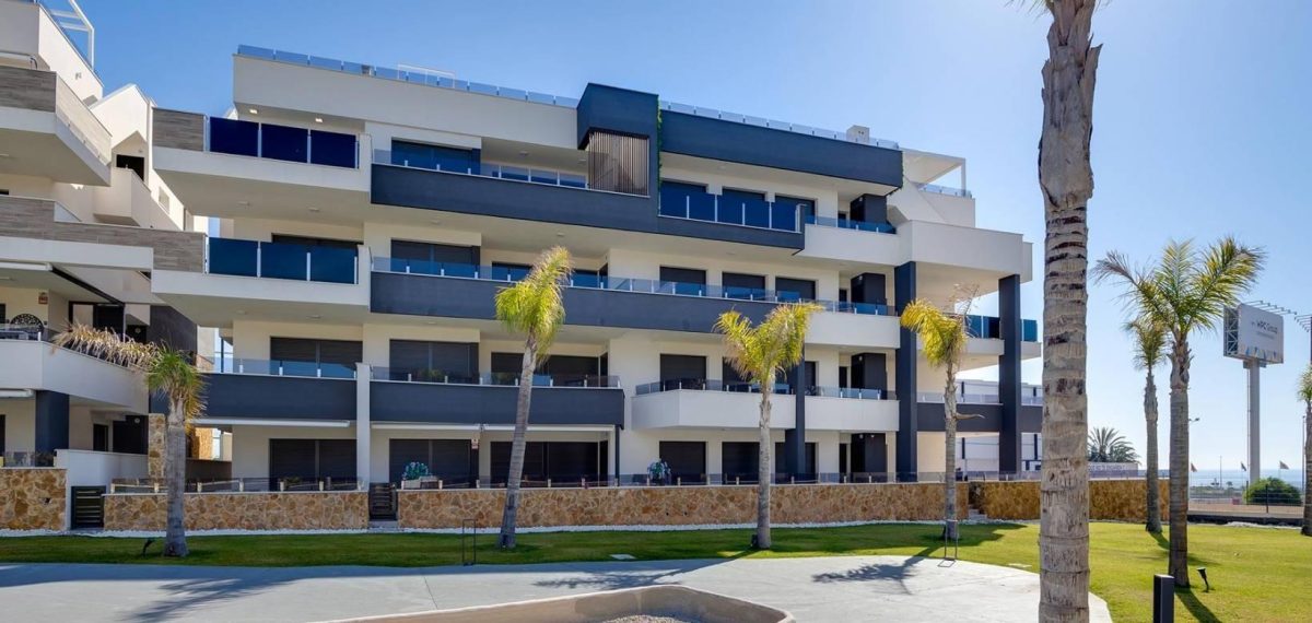 Moderno Apartamento Amueblado en Playa Flamenca — Foto 1