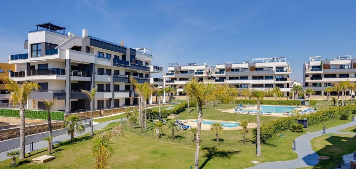 Moderno Apartamento Amueblado en Playa Flamenca — Foto 25