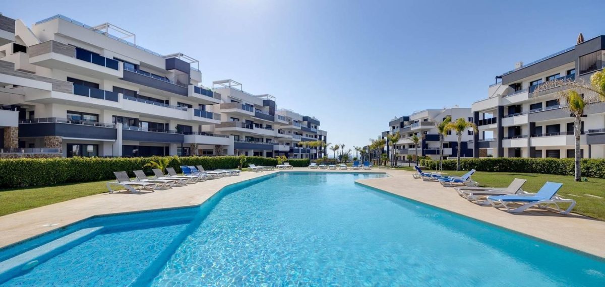 Moderno Apartamento Amueblado en Playa Flamenca — Foto 3