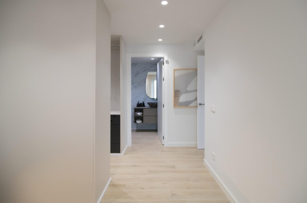 Bonito Apartamento con Piscina, Terrazas y Solarium — Foto 30