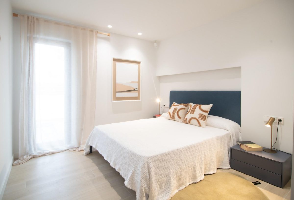 Bonito Apartamento con Piscina, Terrazas y Solarium — Foto 21