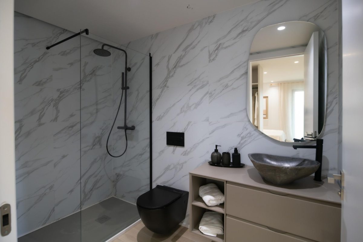 Bonito Apartamento con Piscina, Terrazas y Solarium — Foto 26