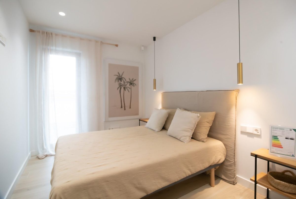 Bonito Apartamento con Piscina, Terrazas y Solarium — Foto 27