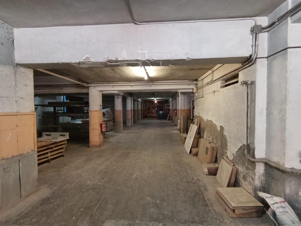 Amplio Local Comercial en el Bulevar del Pla, Alicante — Foto 4
