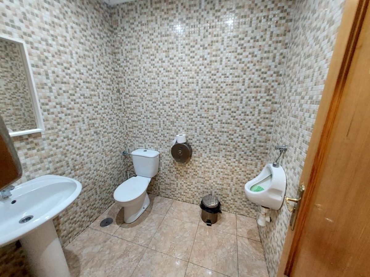 Local con el 6% de rentabilidad en Alicante — Foto 21