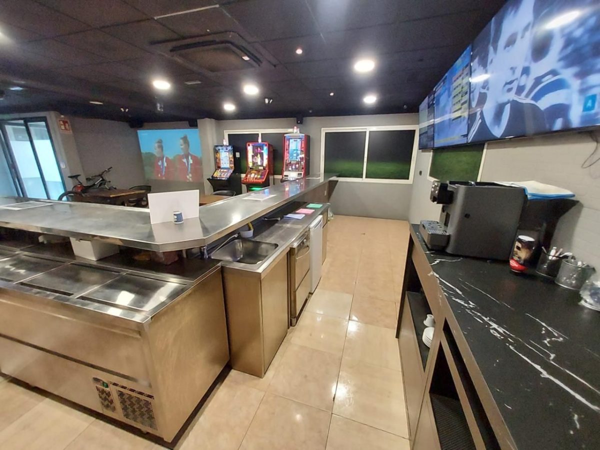 Local con el 6% de rentabilidad en Alicante — Foto 20