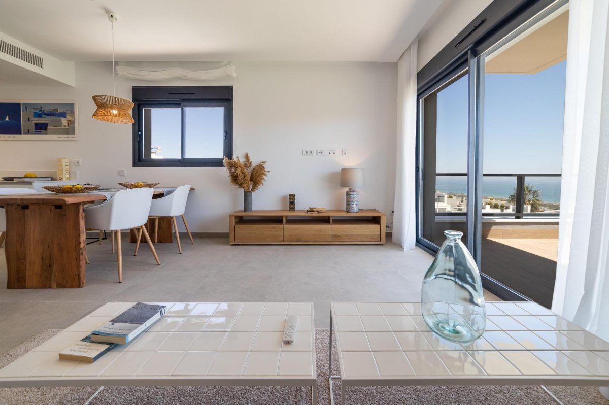 Exclusivo Apartamento en Gran Alacant: Tu Paraíso Cerca del Mar — Foto 5