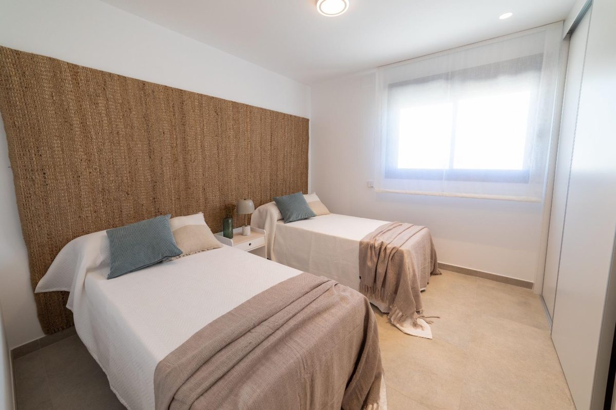 Exclusivo Apartamento en Gran Alacant: Tu Paraíso Cerca del Mar — Foto 14
