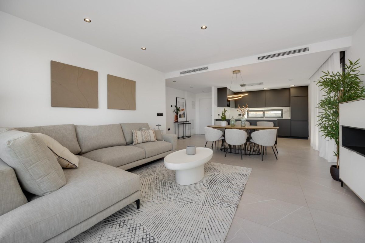 Exclusiva Villa en Torrevieja: Lujo, Comodidad y Proximidad al Mar — Foto 5