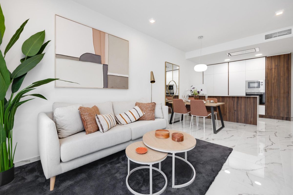 Moderno Ático en San Miguel de Salinas con Solarium y Terraza Privadas — Foto 5