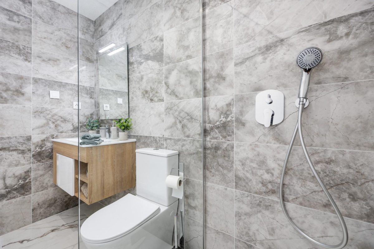 Moderno Ático en San Miguel de Salinas con Solarium y Terraza Privadas — Foto 12