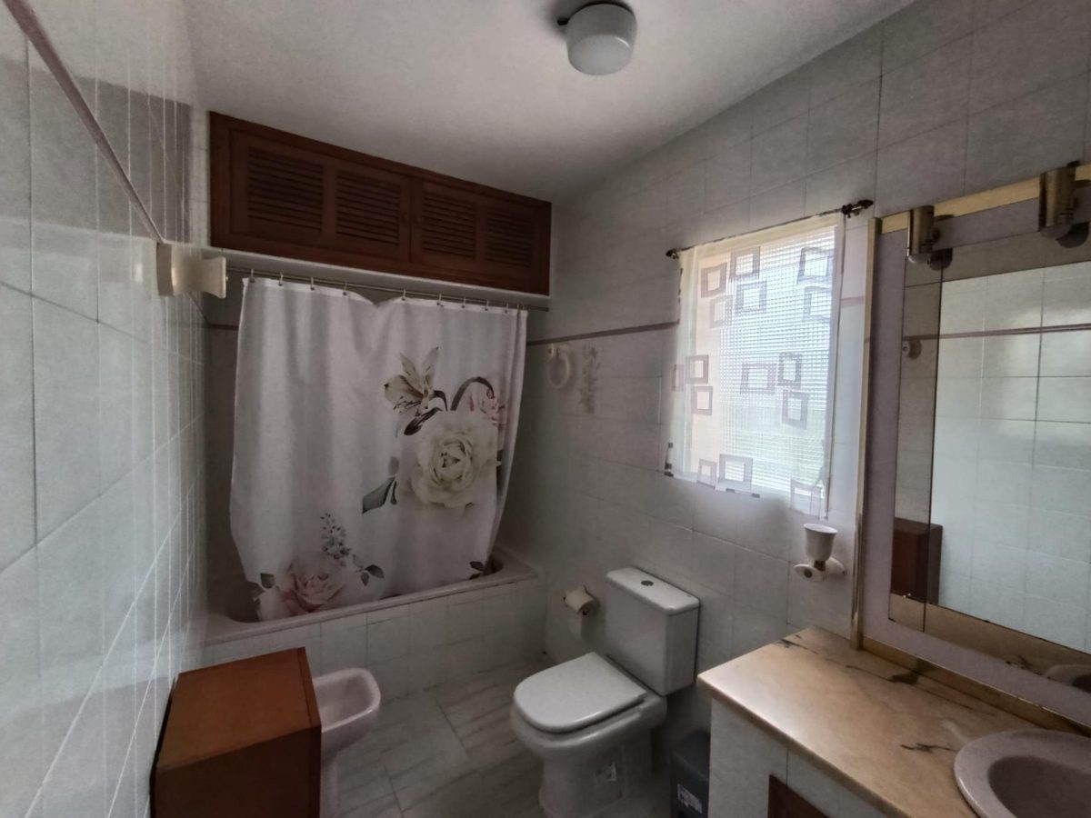Extraordinaria villa con dos viviendas gemelas — Foto 21