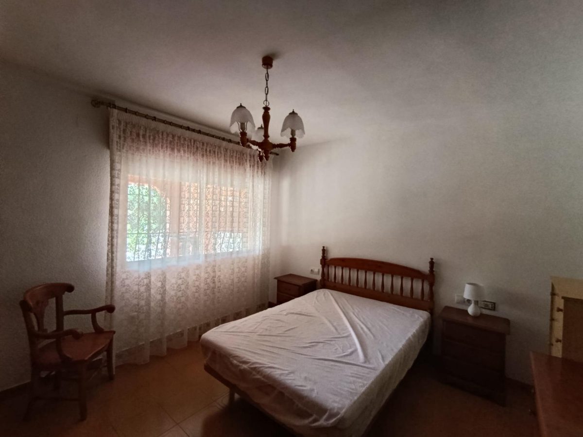 Extraordinaria villa con dos viviendas gemelas — Foto 23