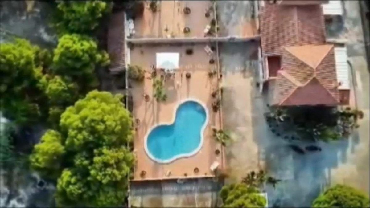 Extraordinaria villa con dos viviendas gemelas — Foto 5