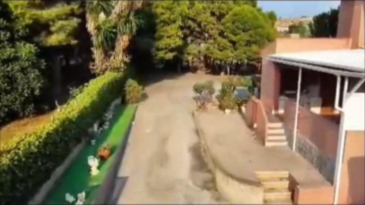 Extraordinaria villa con dos viviendas gemelas — Foto 6