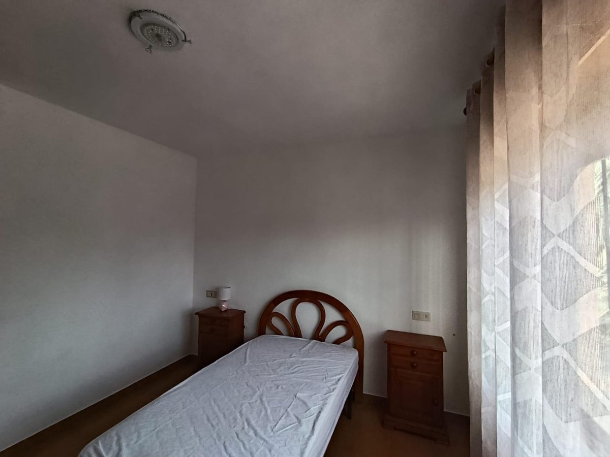 Extraordinaria villa con dos viviendas gemelas — Foto 18