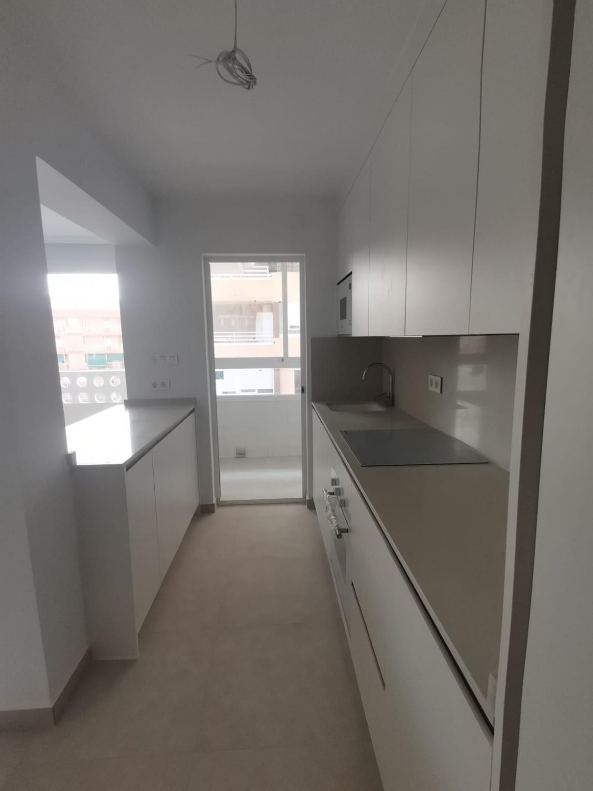 Apartamento reformado a 100 metros de la Playa de La Mata (Torrevieja) — Foto 10