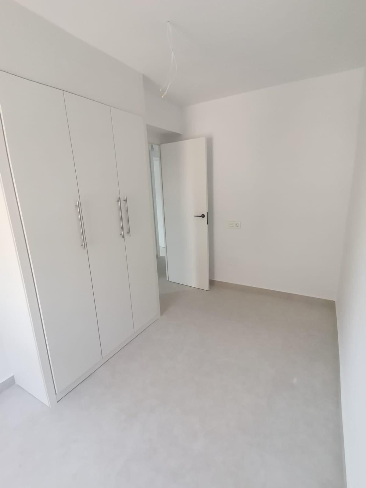 Apartamento reformado a 100 metros de la Playa de La Mata (Torrevieja) — Foto 19