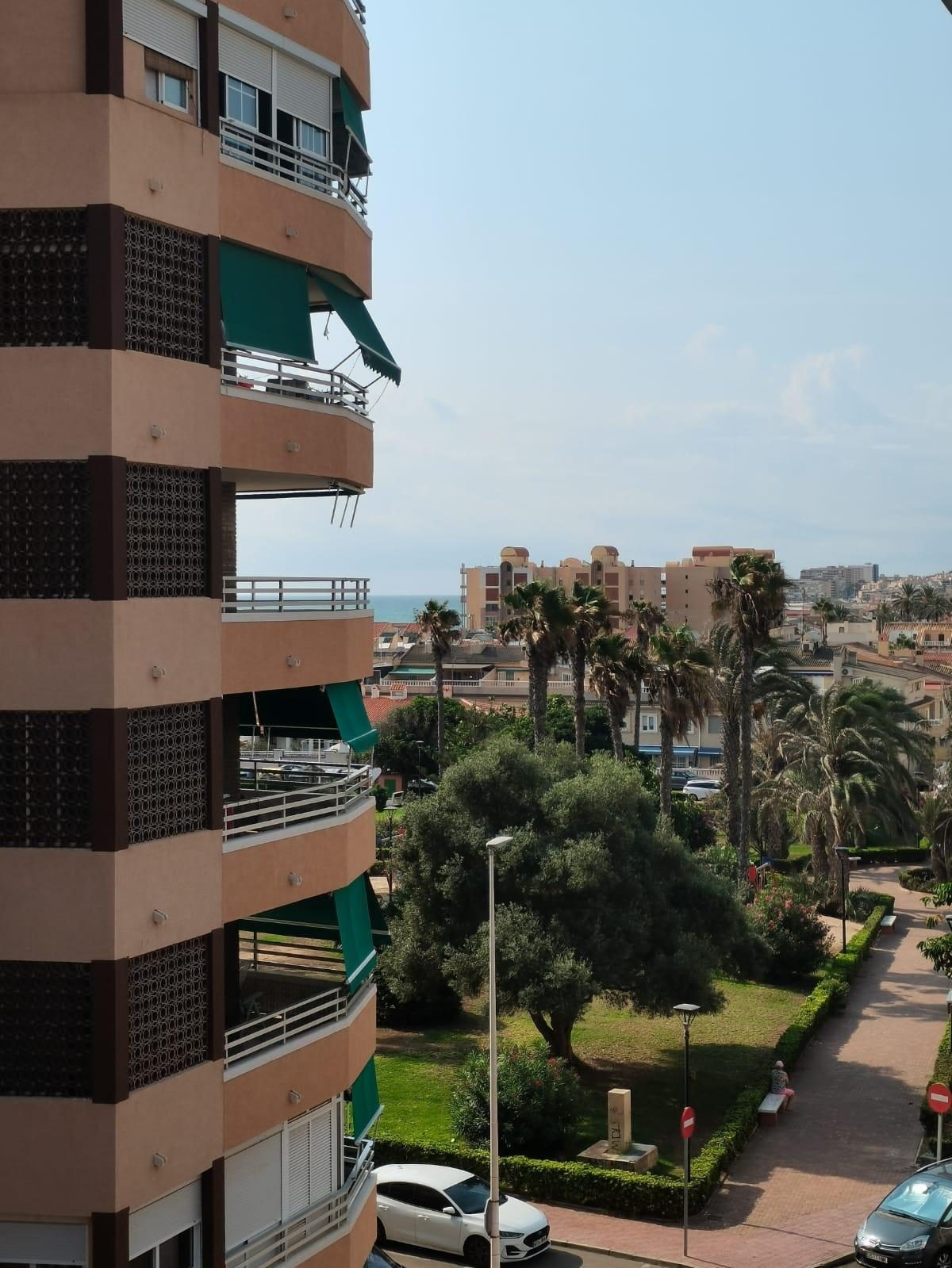 Apartamento reformado a 100 metros de la Playa de La Mata (Torrevieja) — Foto 3