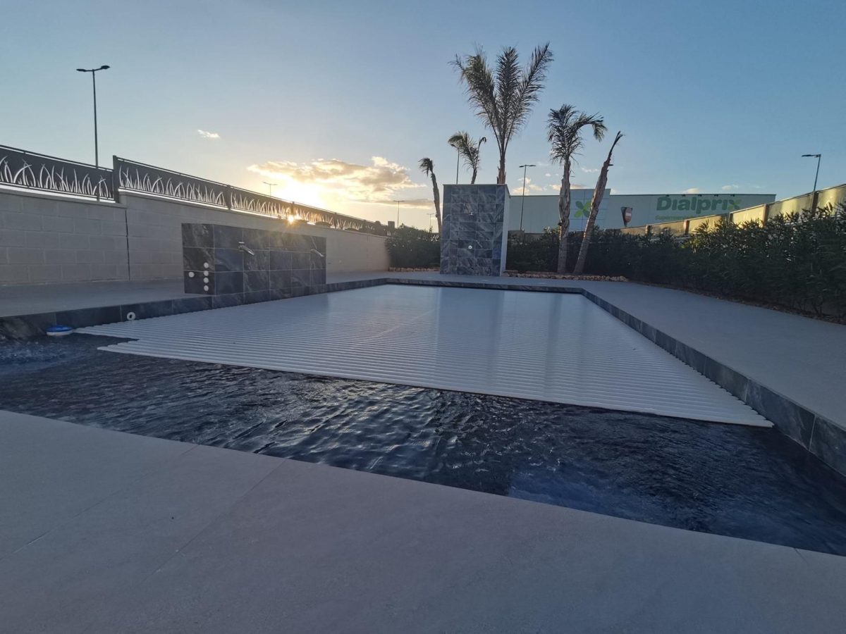 VILLA DE LUJO EN LOS MONTESINOS — Foto 7