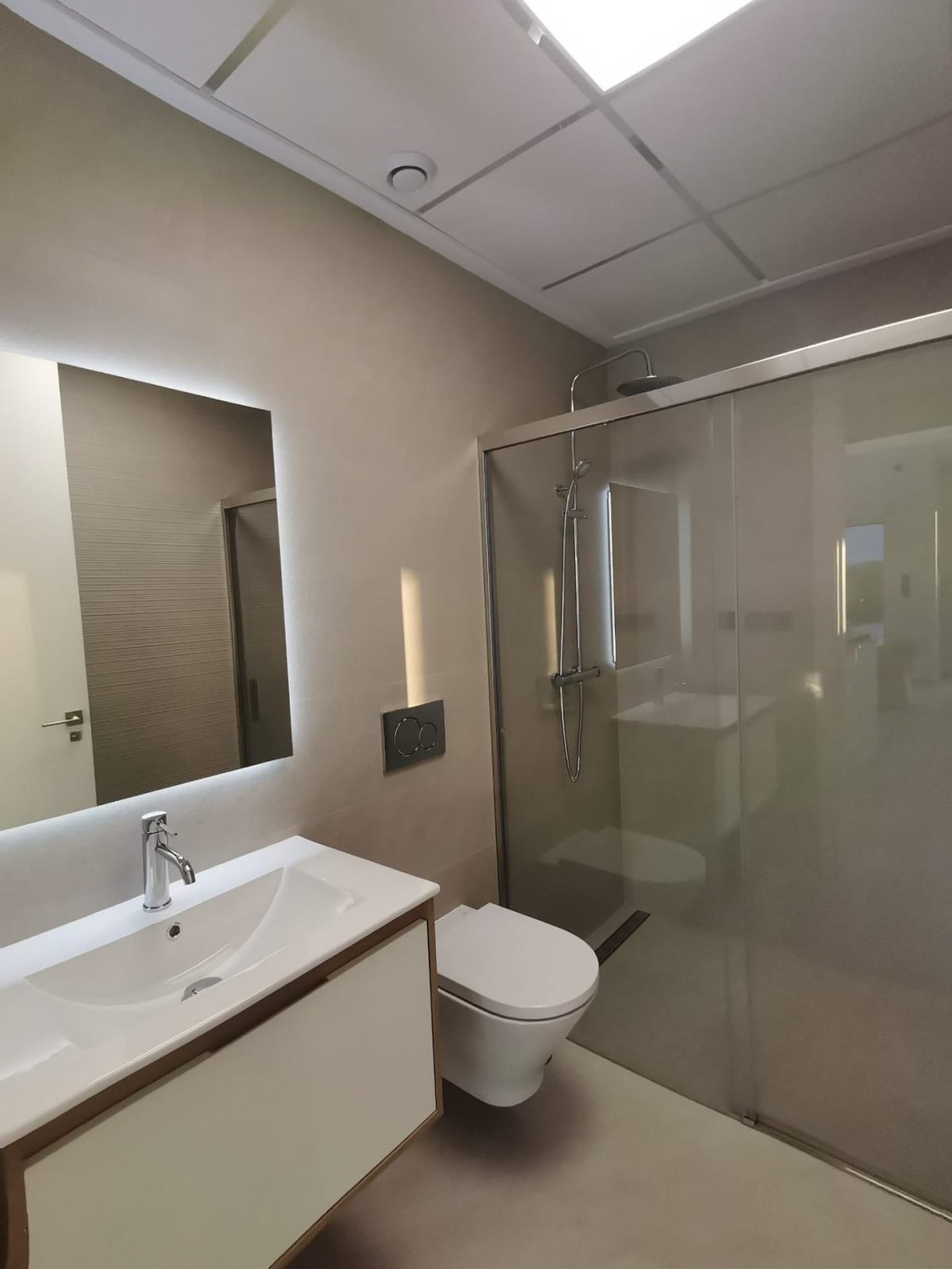 VILLA DE LUJO EN LOS MONTESINOS — Foto 14