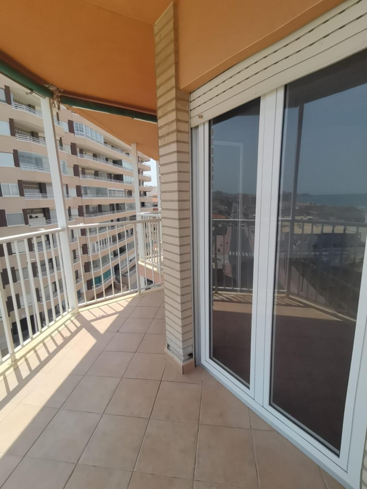 Apartamento en primera línea de playa (La Mata, Torrevieja) — Foto 8