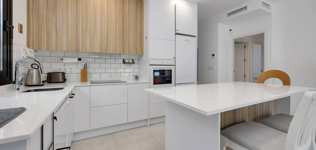 Chalet independiente de 3 dormitorios con piscina privada y solarium en Pinar de Campoverde — Foto 17