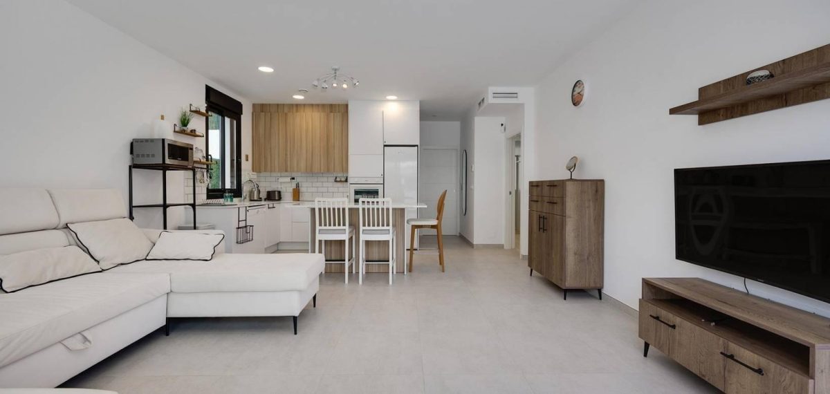 Chalet independiente de 3 dormitorios con piscina privada y solarium en Pinar de Campoverde — Foto 15