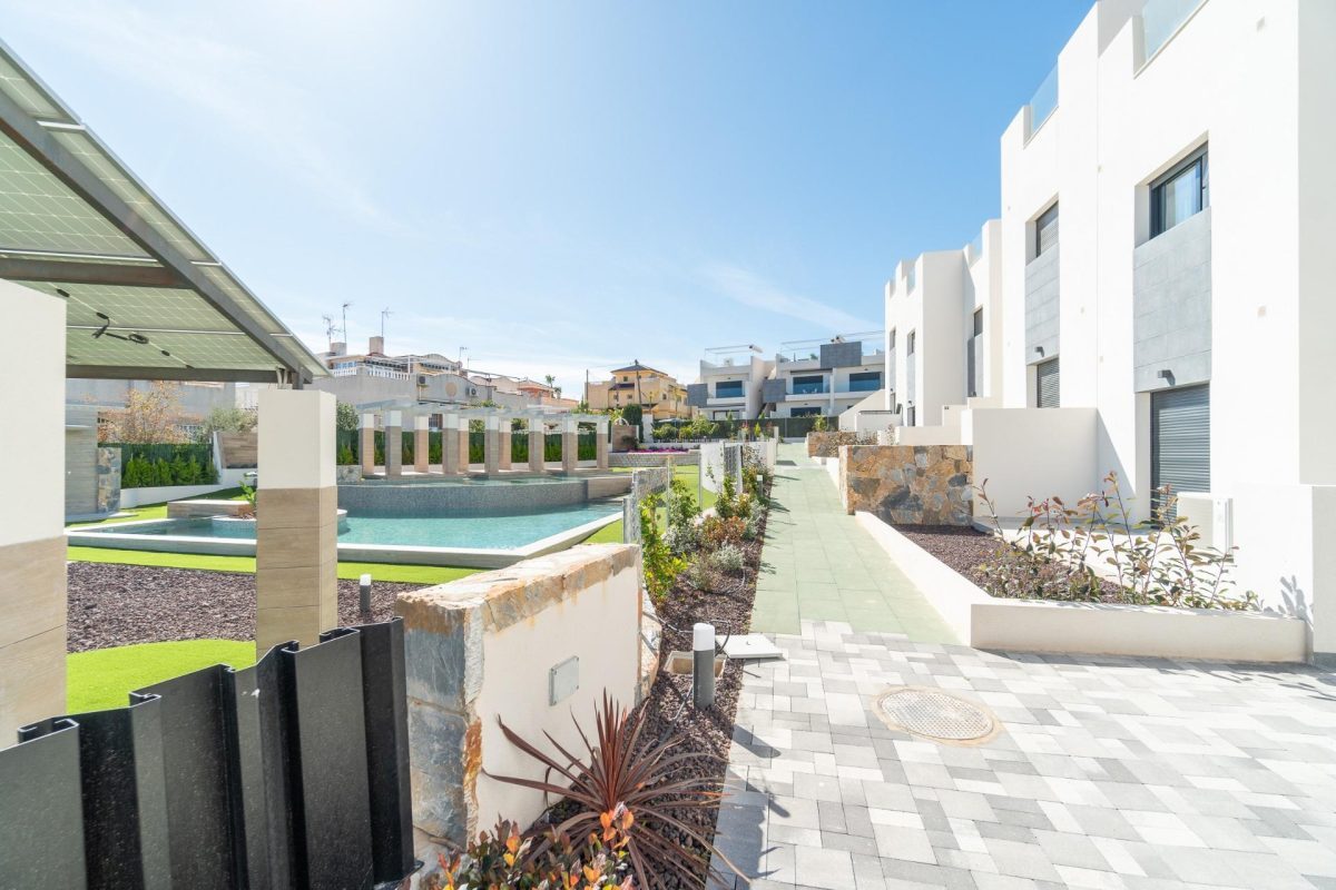 Bungalow en planta baja en Los Balcones(Torrevieja) — Foto 5
