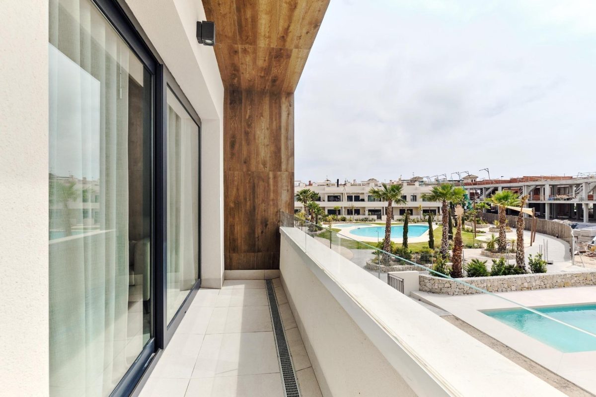 Apartamento  en playa La Veleta (Torrevieja)