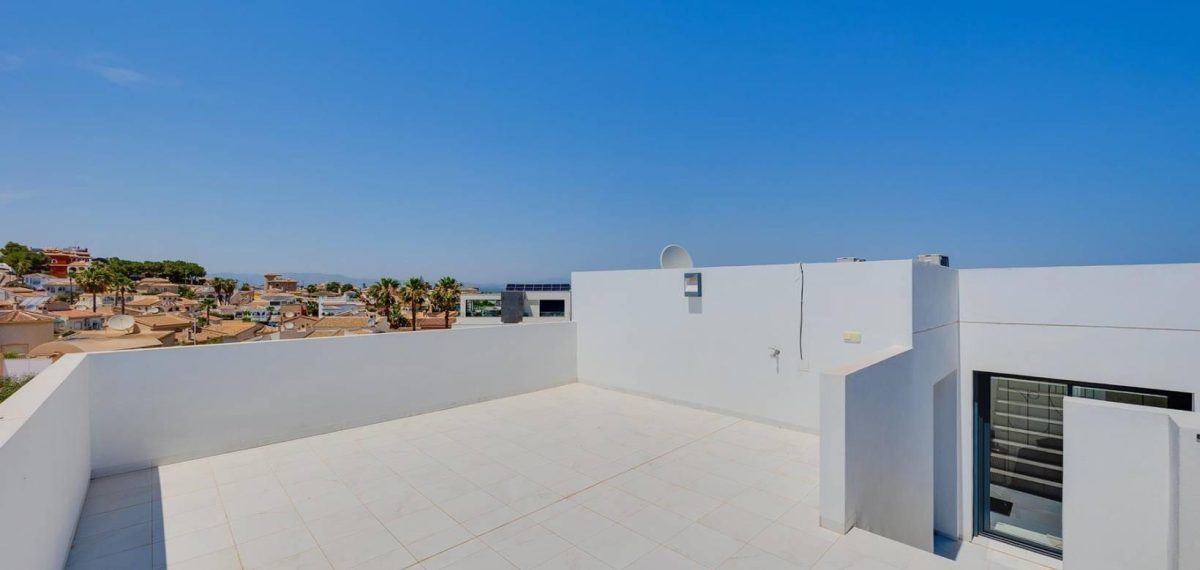 Villa independiente con piscina privada en Ciudad Quesada, Alicante — Foto 23