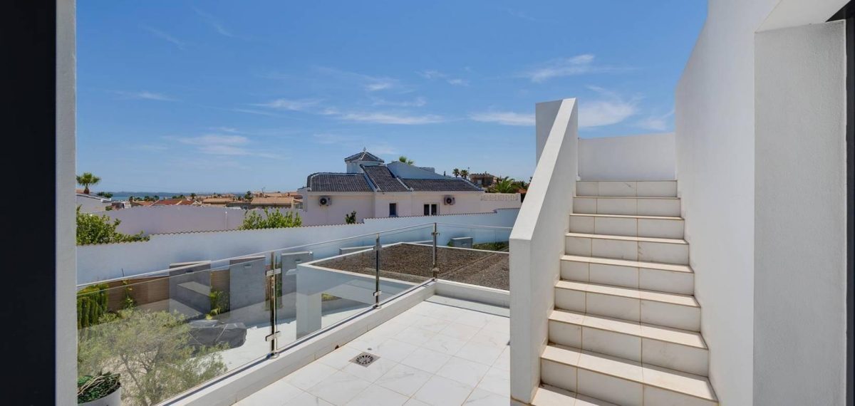 Villa independiente con piscina privada en Ciudad Quesada, Alicante — Foto 22