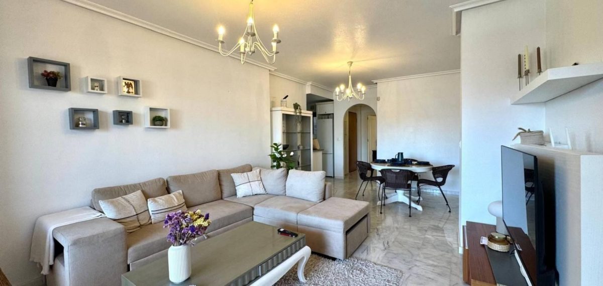 Apartamento junto al campo de golf en Villamartín, Orihuela Costa — Foto 3