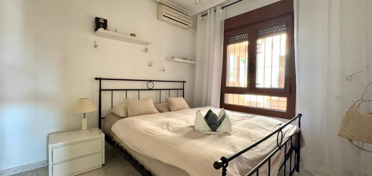 Apartamento junto al campo de golf en Villamartín, Orihuela Costa — Foto 12
