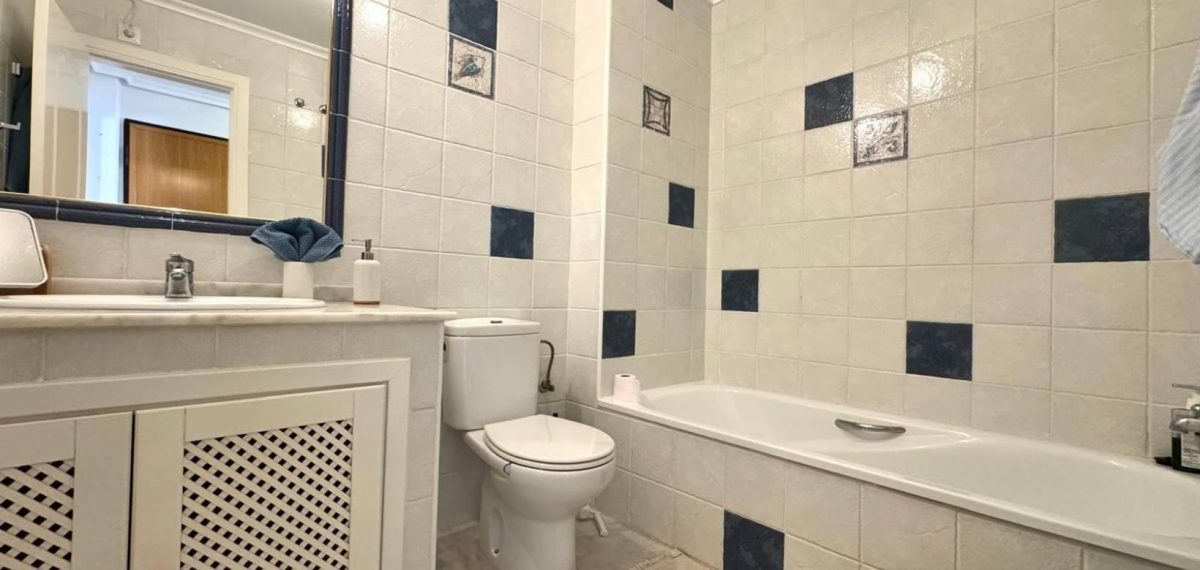 Apartamento junto al campo de golf en Villamartín, Orihuela Costa — Foto 14