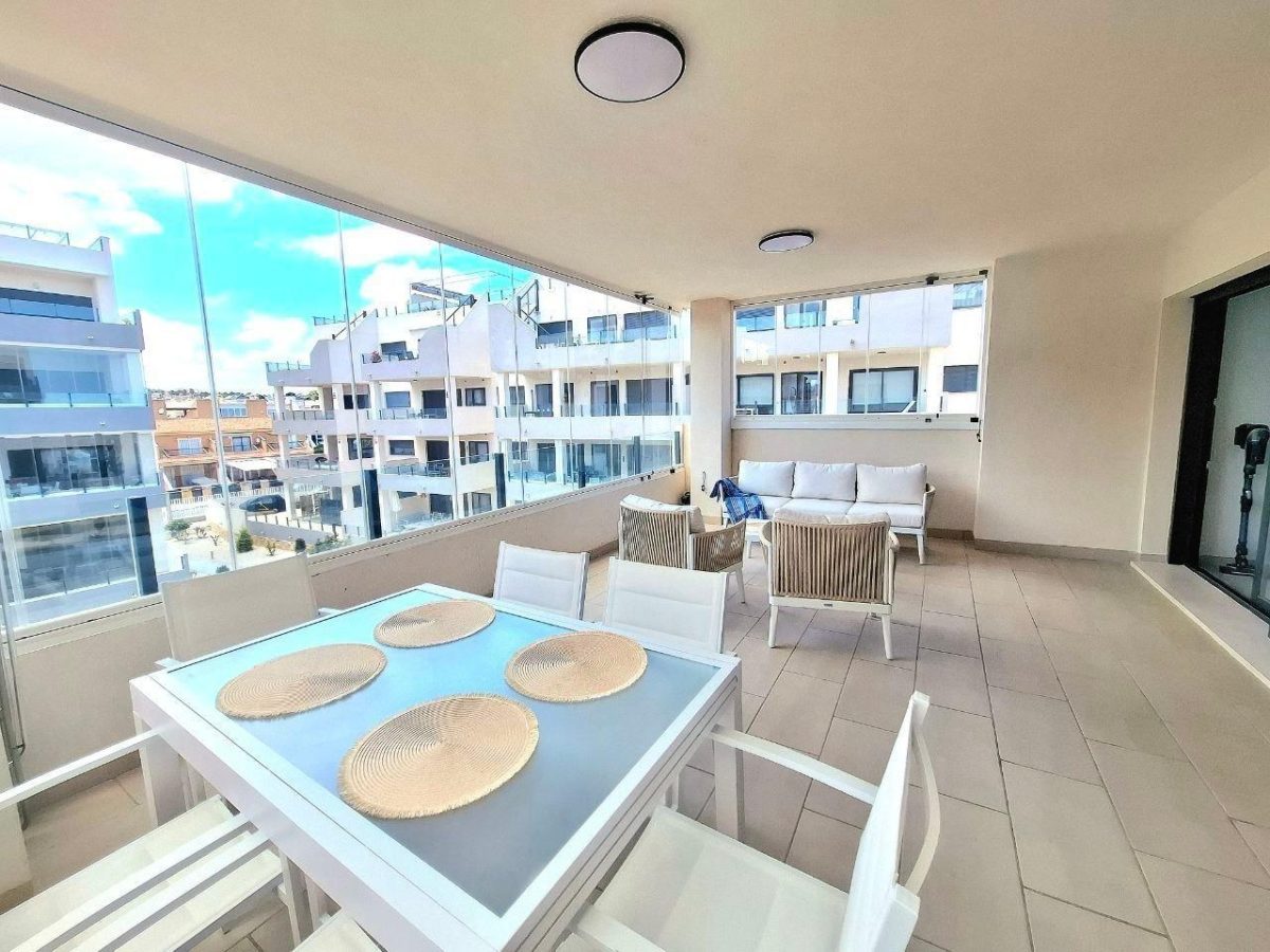 Apartamento amueblado en Orihuela Costa (Los Dolses) — Foto 3