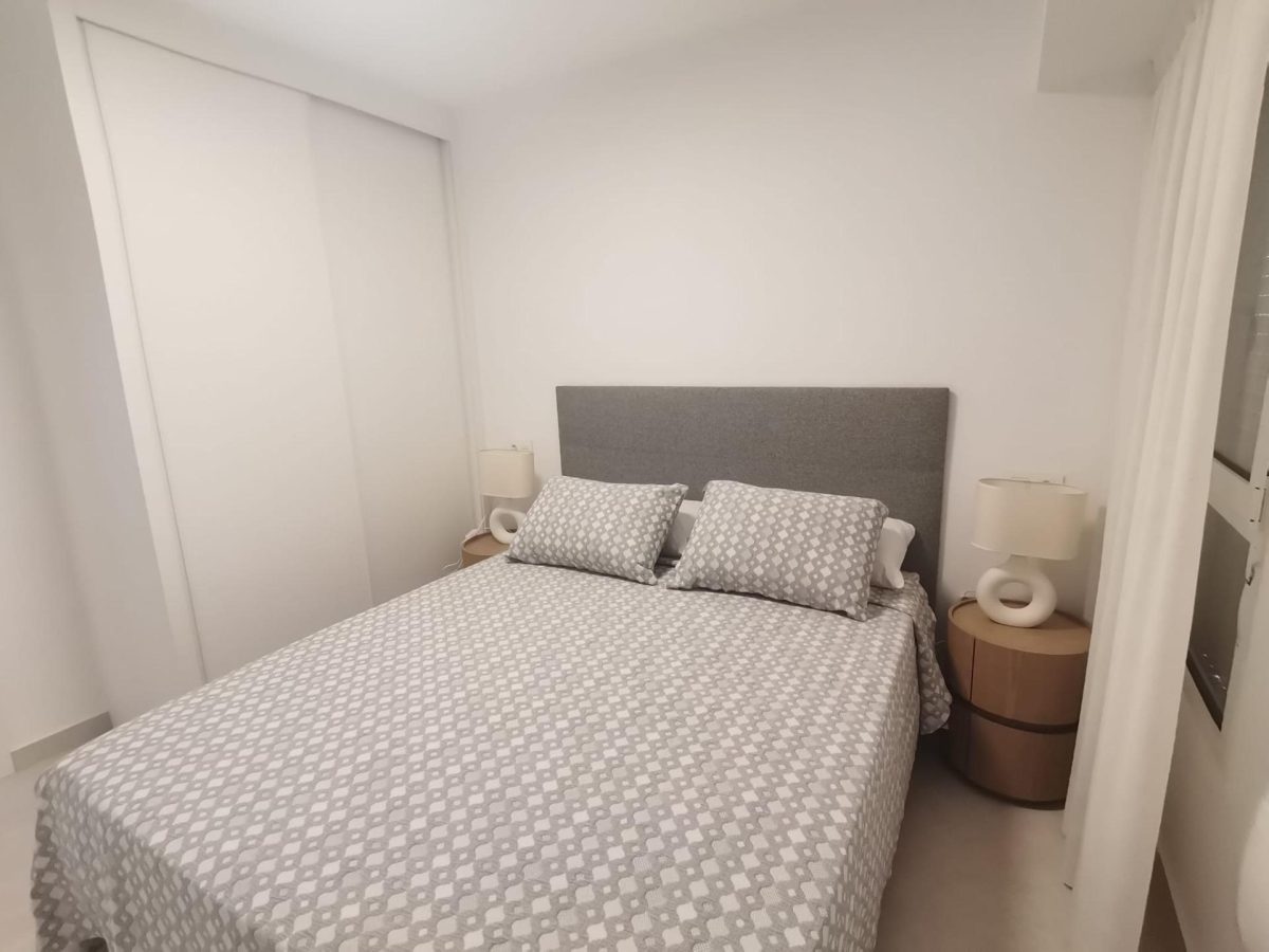 Apartamento reformado a 100 metros de la Playa de La Mata (Torrevieja) — Foto 10