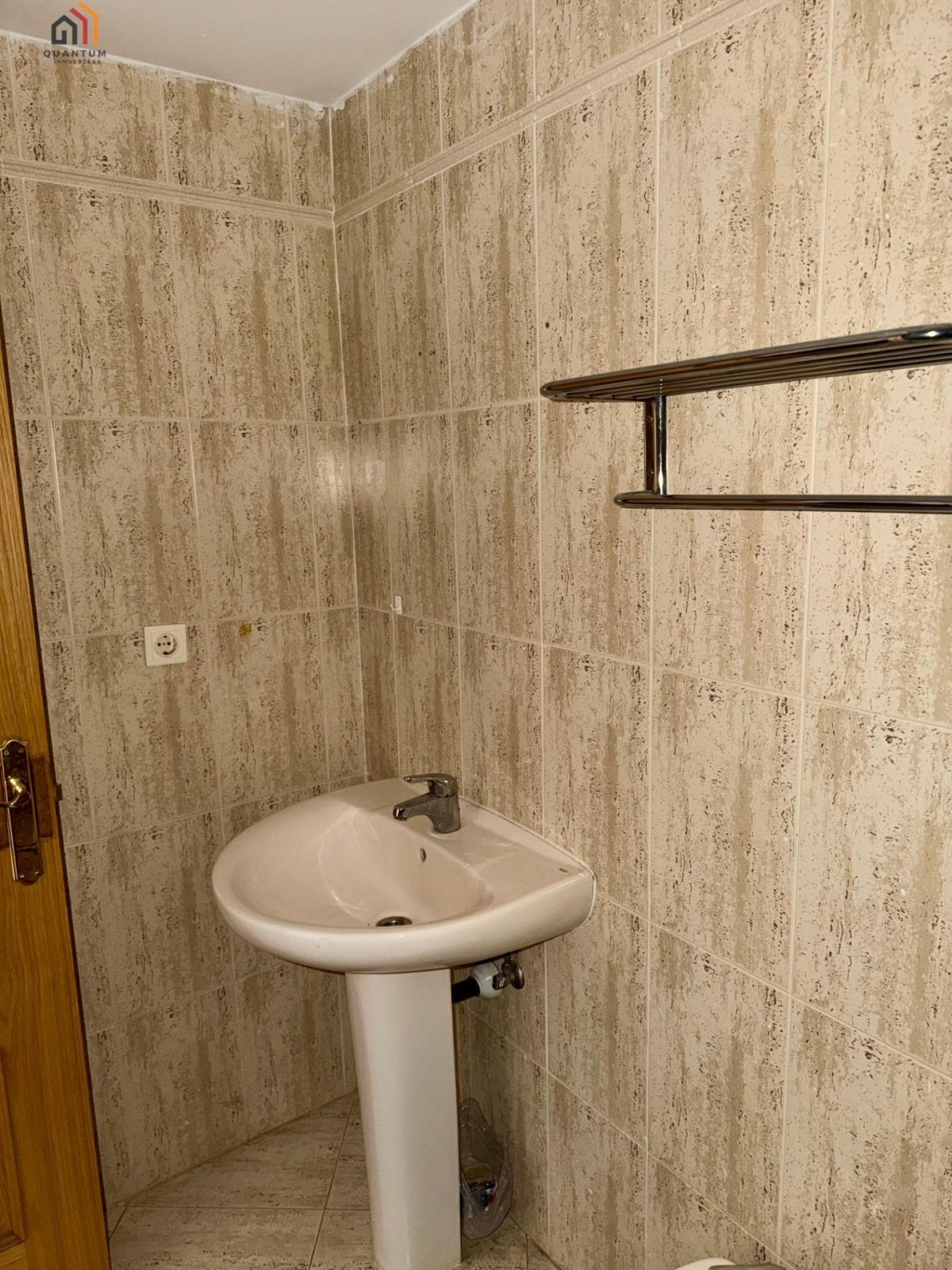 Piso en venta en La Almunia de Doña Godina - 4 hab, piscina — Foto 9