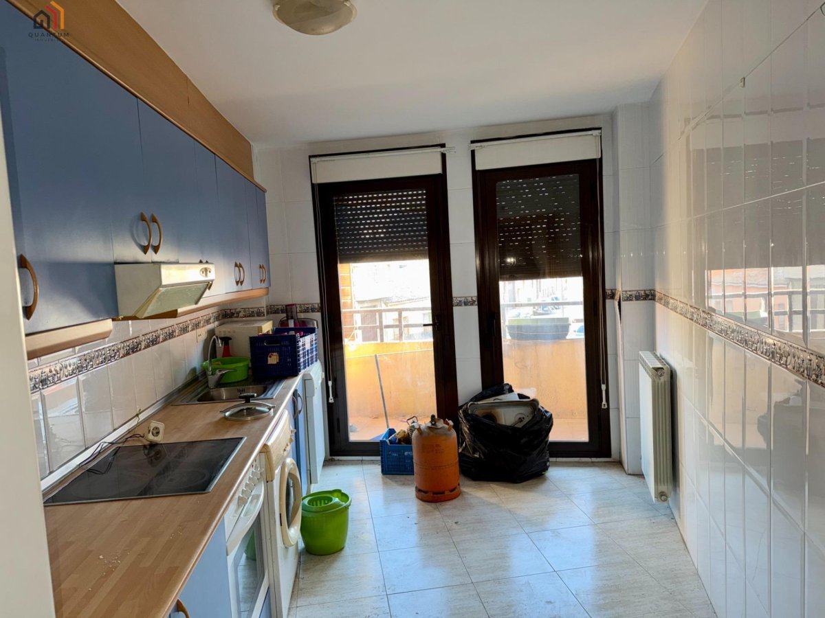 Piso en venta en La Almunia de Doña Godina - 4 hab, piscina — Foto 16