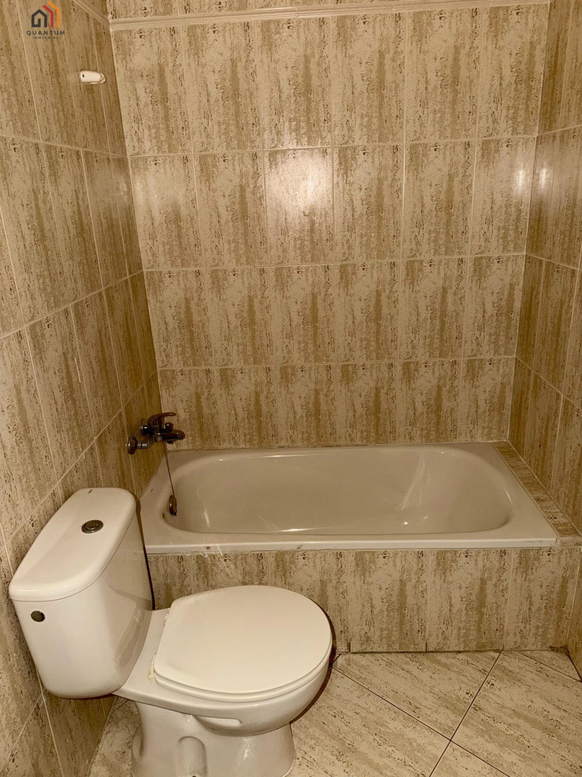 Piso en venta en La Almunia de Doña Godina - 4 hab, piscina — Foto 10