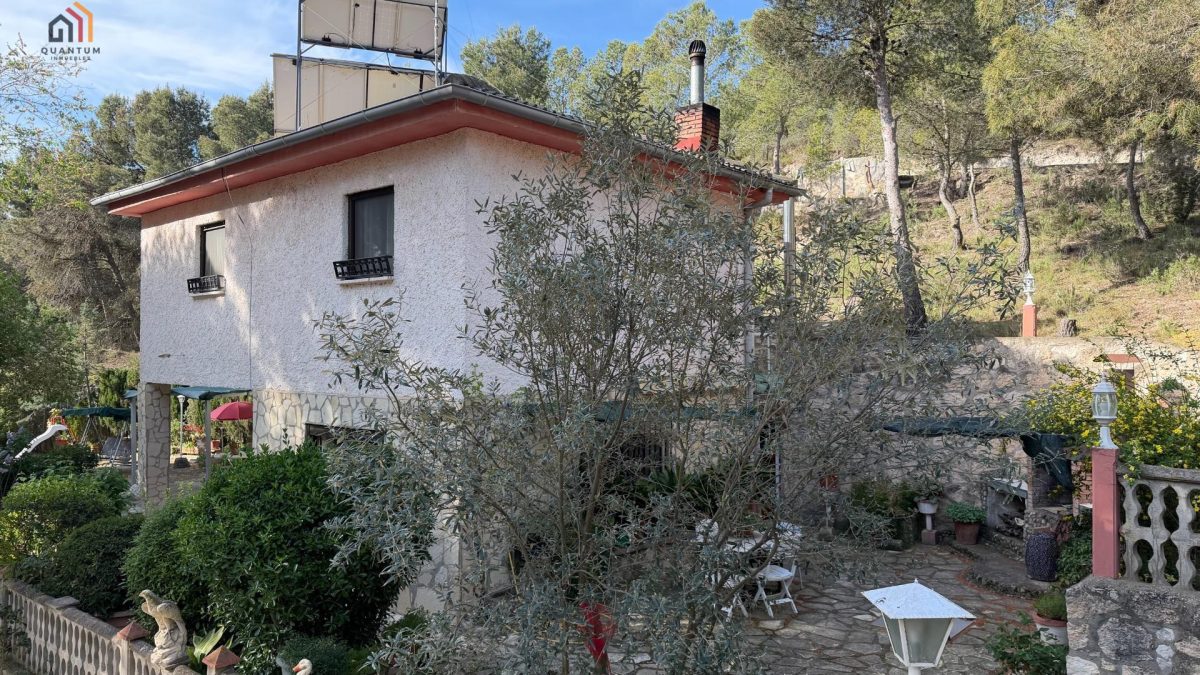 CASA EN URBANIZACIÓN MONTEPINAR (MARÍA DE HUERVA) — Foto 1