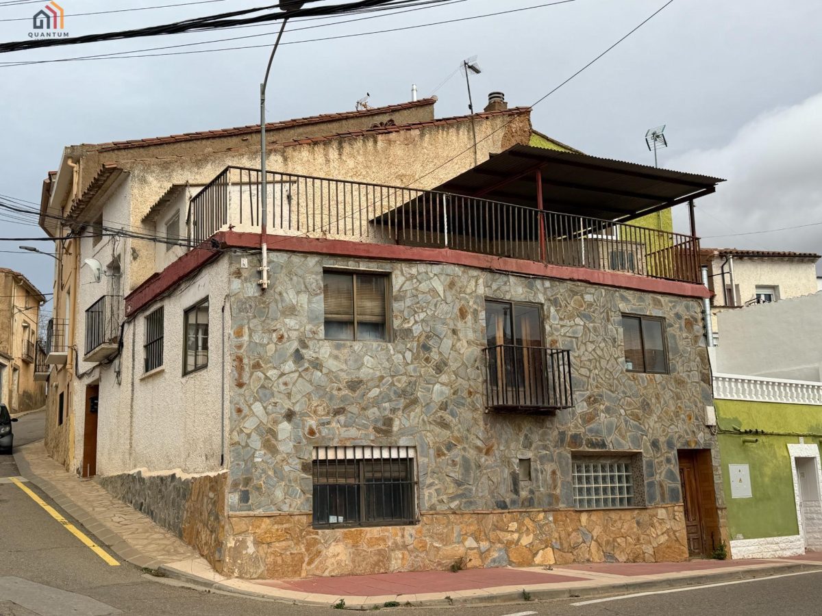 CASA EN AGUARÓN — Foto 2